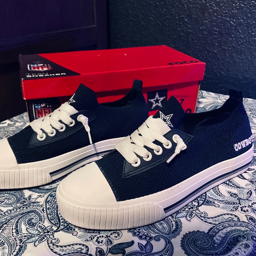 Women's FOCO Dallas Cowboys Knit Canvas Fashion Sneakers